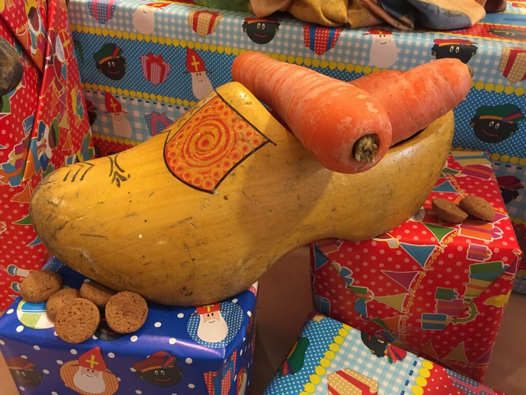 Photo by magdusia38 saint nicholas, wooden shoe, roots